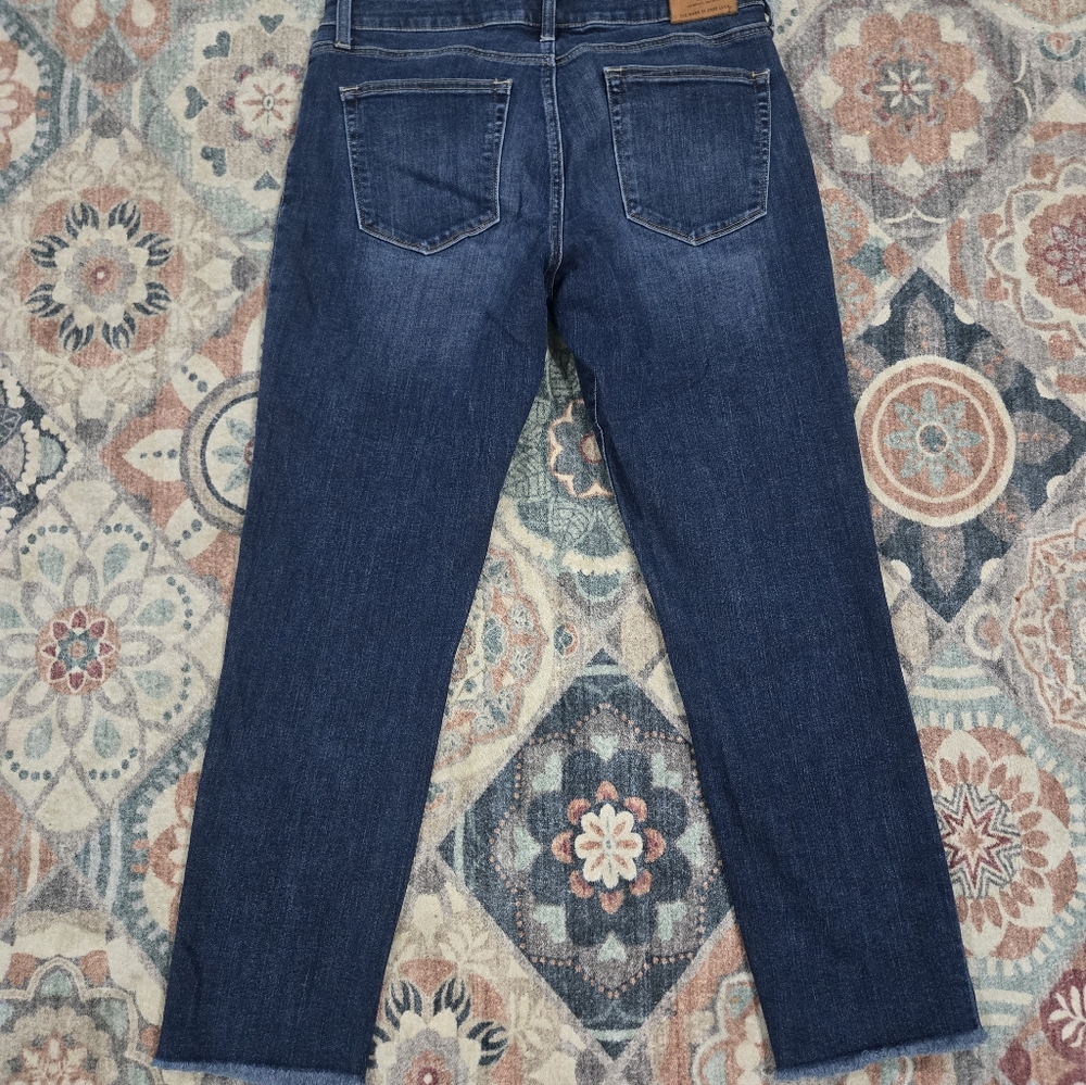 Lucky Brand Women's 12 Lolita Skinny Distressed Hem Jeans - Picture 6 of 7